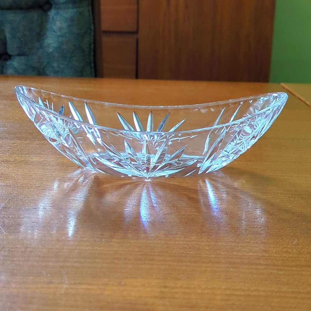 Pinwheel Crystal Cut Glass Oval Dish